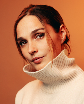 Camille Lou - &copy; Marie Rouge/Unifrance