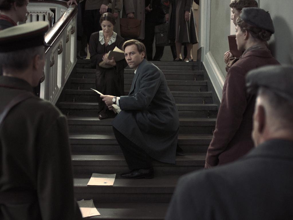 Deux procureurs - &copy; Andrejs Strokins - SBS Productions